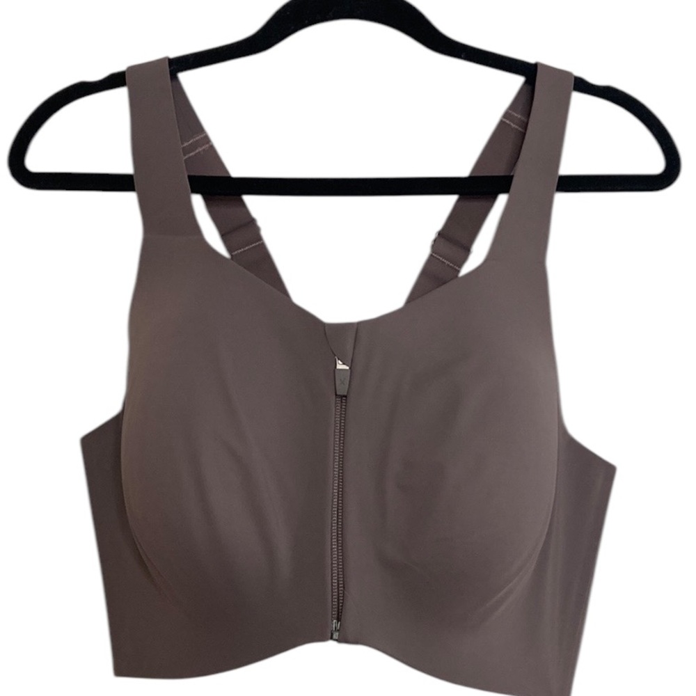 knix Front-Zip Wireless Sports Bra in Taupe